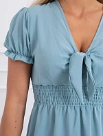 Šaty s viazaným výstrihom do V morsky modrej