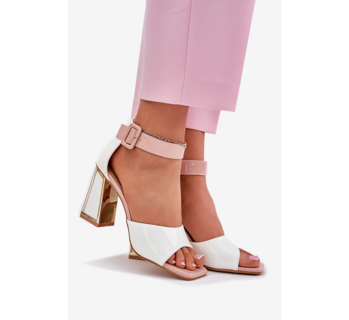 Dámské Sandály Na Podpatku Bílé model 21695402 - VINCEZA Dámské Sandály Na Podpatku Bílé model 21695402 - VINCEZA