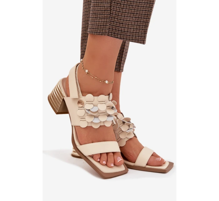 Kožené sandály na podpatku D&A model 22031909 Béžové - S.Barski