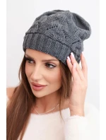 Dámska zimná pletená čiapka s čipkovým vzorom K427 graphite Dámska zimná pletená čiapka s čipkovým vzorom K427 graphite