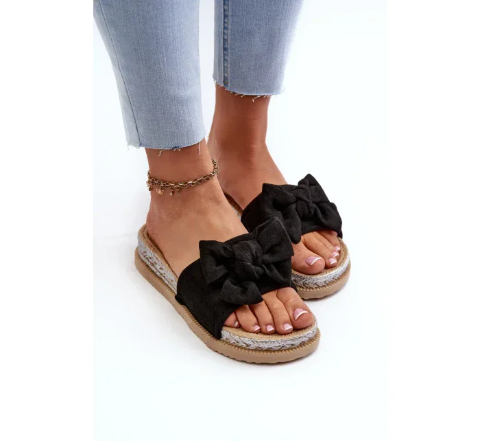 Dámské pantofle na platformě s černá model 20447966 - Kesi Dámské pantofle na platformě s černá model 20447966 - Kesi