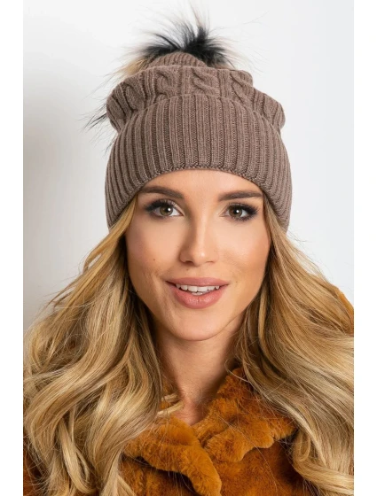 Model uzáveru 208258 AT