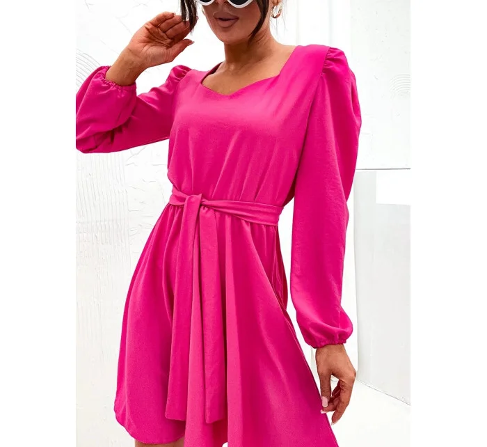 Elegantné šaty s rozšíreným spodným dielom vo fuchsiovej farbe (8249)