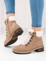 Trendy dámské hnědé kotníčkové boty na plochém podpatku Trendy dámské hnědé kotníčkové boty na plochém podpatku