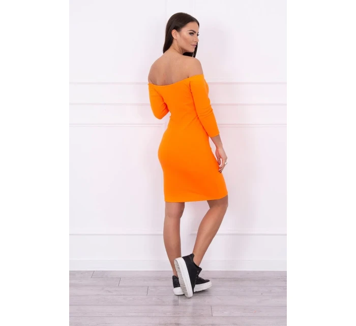 Pruhované vypasované šaty oranžové neónové Pruhované vypasované šaty oranžové neónové