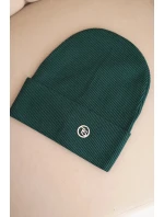 Dámska pruhovaná čiapka z modalu a viskózy s ozdobným gombíkom tmavozelená Dámska pruhovaná čiapka z modalu a viskózy s ozdobným gombíkom tmavozelená