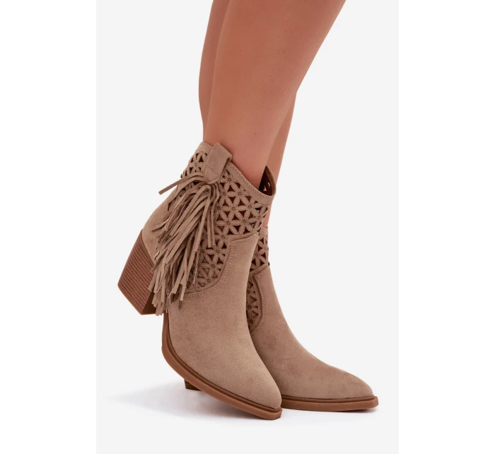 Dámské perforované kožené boty s  na s třásněmi Béžové model 22009794 - Boto