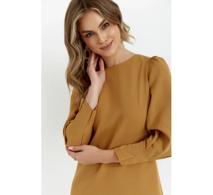 Trapézové šaty model 20589713 - Makover Trapézové šaty model 20589713 - Makover