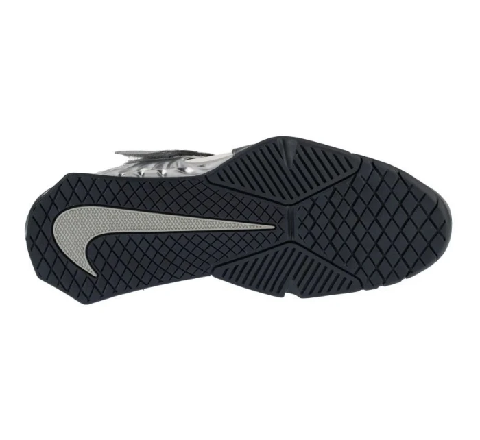 Boty  SE M model 21197135 - NIKE