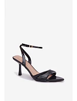 Dámske sandále na podpätku z ekokože Black Sedira Dámske sandále na podpätku z ekokože Black Sedira