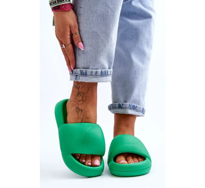 Dámské lehké pěnové pantofle na platformě Zelene Milton Dámské lehké pěnové pantofle na platformě Zelene Milton