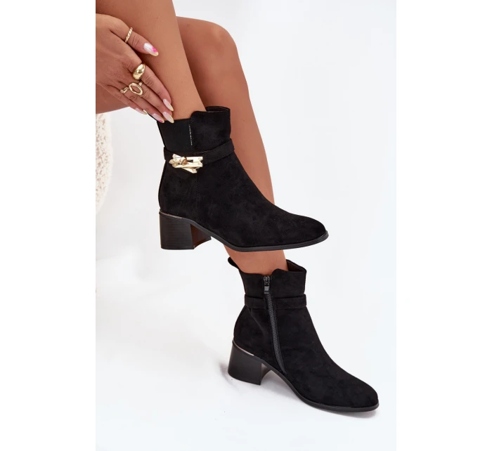Dámske členkové topánky Sarona so zlatým zdobením - čierne Dámske členkové topánky Sarona so zlatým zdobením - čierne