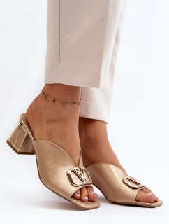 Elegantní dámské sandály na podpatku model 21647439 zlaté - Laura Messi