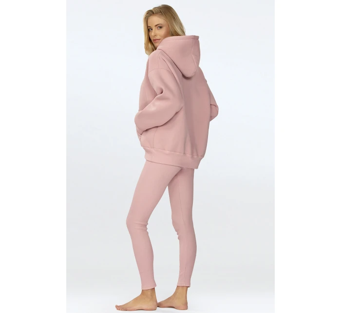 Dkaren Oseye-Bl farba:prášok Dkaren Oseye-Bl farba:prášok