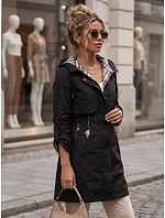 Kurtka damska przejściowa parka z kapturem czarna model 22347514 - FashionStreet Kurtka damska przejściowa parka z kapturem czarna model 22347514 - FashionStreet