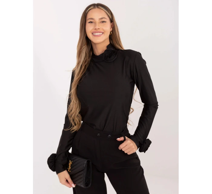 Černá dámská halenka s růžemi model 21818053 - Factory Price