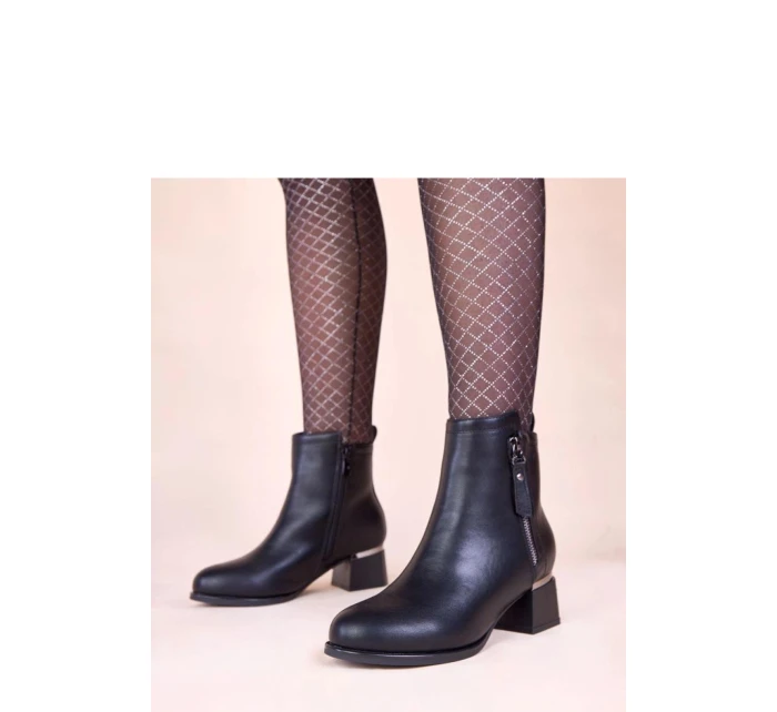 Topánky na podpätku model 221016 Solea