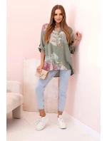 Dámska bavlnená blúzka s kvetinovým vzorom a gombíkmi v khaki farbe