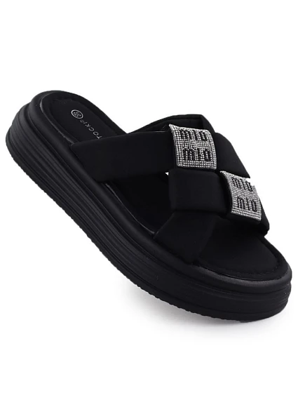 Dámske žabky na platforme so zirkónmi čierne Potocki 16347