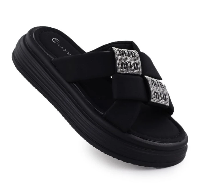 Dámske žabky na platforme so zirkónmi čierne Potocki 16347