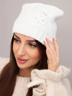 Dámska zimná čiapka s ozdobným kvetom a zirkónom K400 biela