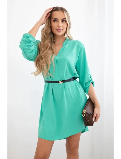 Šaty s delšími zády a pásem mincovna Šaty s delšími zády a pásem mincovna