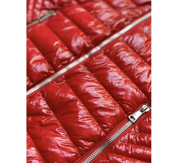 Červená prešívaná dámska bunda s kapucňou (B9752)