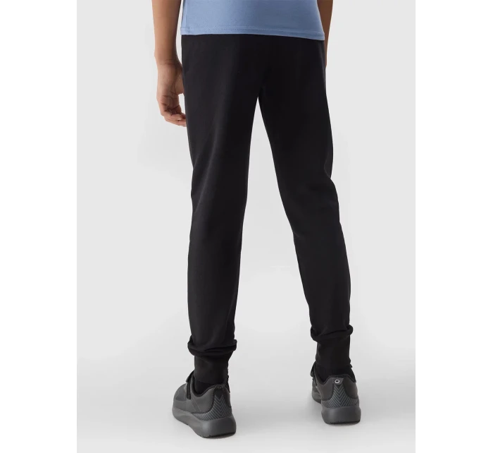 Dívčí tepláky typu jogger 4F - černé Dívčí tepláky typu jogger 4F - černé
