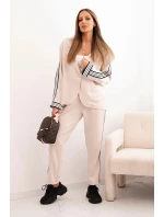 Dámska súprava s viskózou, lampasom a športovou bundou béžová Dámska súprava s viskózou, lampasom a športovou bundou béžová