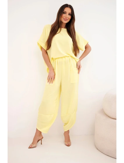 Komplet z viskózy model 22018674 + kalhoty žlutý - K-Fashion Komplet z viskózy model 22018674 + kalhoty žlutý - K-Fashion