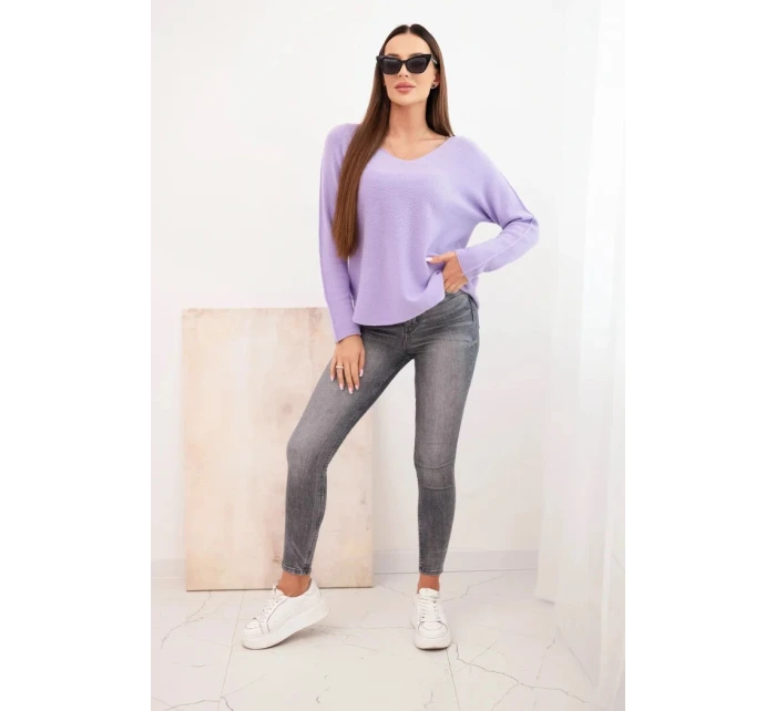 Dámsky viskózový sveter s výstrihom do V svetlo fialový Dámsky viskózový sveter s výstrihom do V svetlo fialový