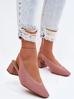 Materiálové dámské sandály na podpatku Růžové model 22102900 - Boto