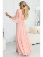 654-4 Dlhé trblietavé šaty nadmernej veľkosti s výstrihom a priehľadnými rukávmi - broskyňové