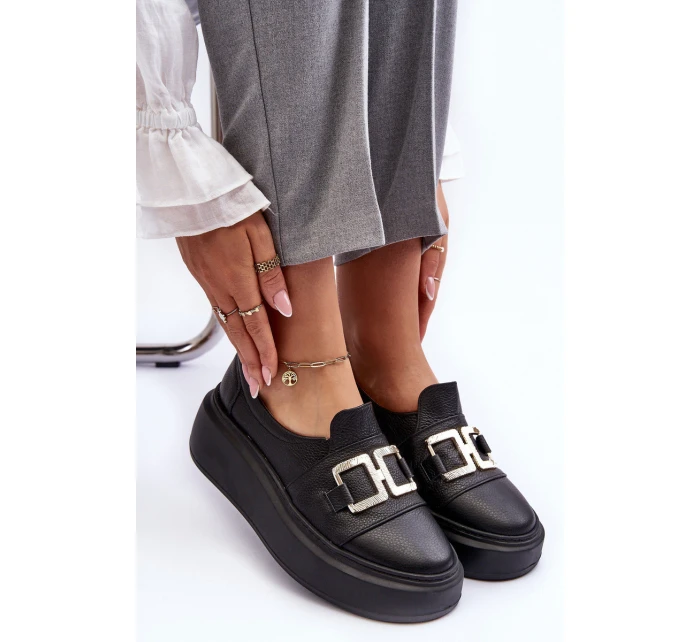 Kožené dámské polobotky na platformě černé Lewski model 21636284 - Boto