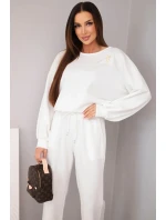 Dámský komplet máslo svetr s broží a kalhoty s model 21921266 nohavicí ecru - K-Fashion