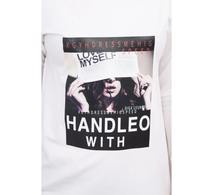 Rukoväť sa šaty s potlačou vo farbe ecru Rukoväť sa šaty s potlačou vo farbe ecru