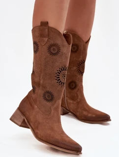 dámské kozačky z přírodního semiše na klínu  hnědé model 21713075 - Zazoo