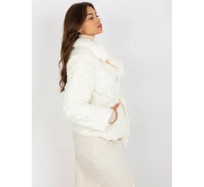 Bunda AT KR A02 22 1.95P biela