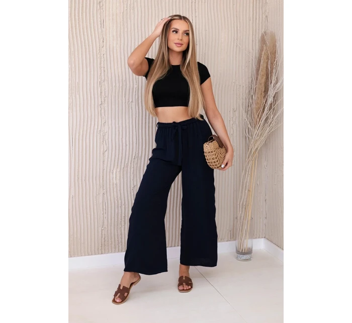 Nohavice so širokým pásom námornícka modrá