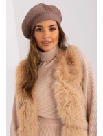 Model rádia 208244 AT Model rádia 208244 AT