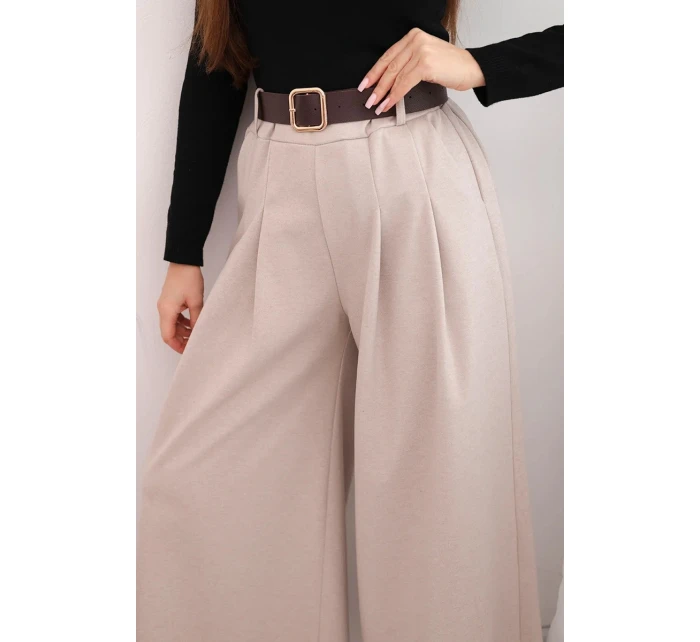 Dámske široké nohavice s opaskom béžovej farby