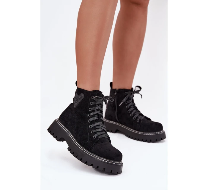 Dámské kotníkové boty s srdcem černé model 21708123 - Boto Dámské kotníkové boty s srdcem černé model 21708123 - Boto