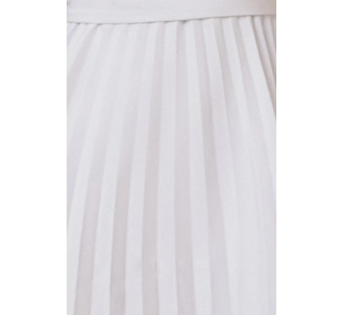 311-20 LILA Plisované šaty s krátkymi rukávmi a opaskom - GREY