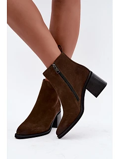 Kožené zateplené kotníkové boty na podpatku model 22366589 Khaki - VINCEZA