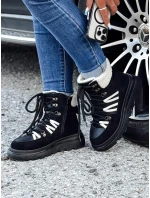 Dámské zateplené trekové boty black Dstreet model 21981836 - FashionStreet