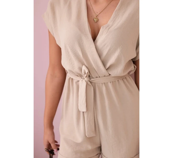 Krátký overal model 19780121 v pase béžový - K-Fashion