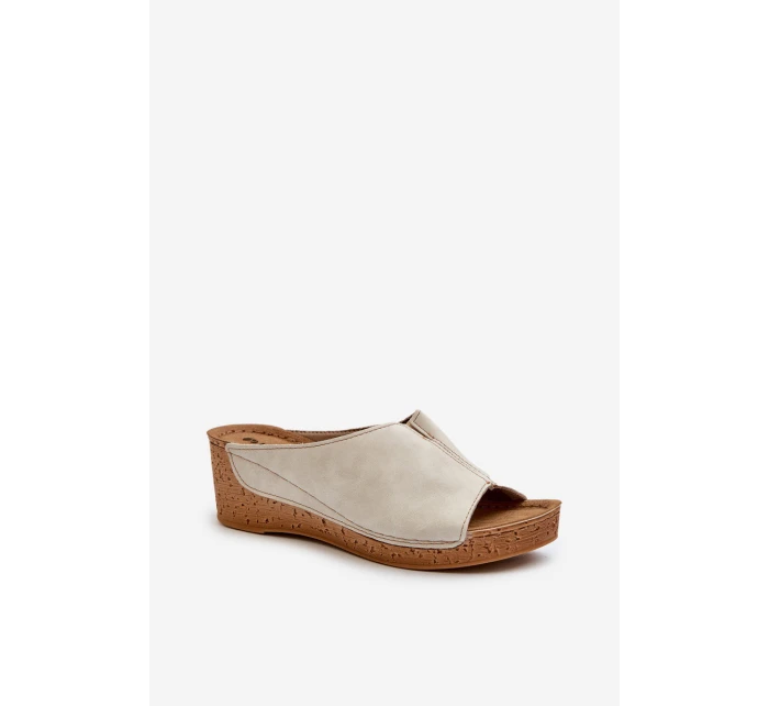 Pohodlné Dámské Sandály Na  Béžové model 21665731 - Inblu