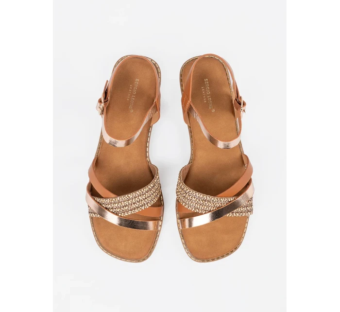 Klasické sandály hnědé dámské na plochém podpatku Klasické sandály hnědé dámské na plochém podpatku