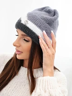 Dámská čepice beanie žebrovaná s ozdobou tmavě šedá+grafit