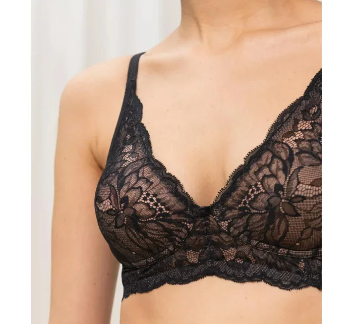 Podprsenka Amourette Charm model 17105851 černá - Triumph Podprsenka Amourette Charm model 17105851 černá - Triumph